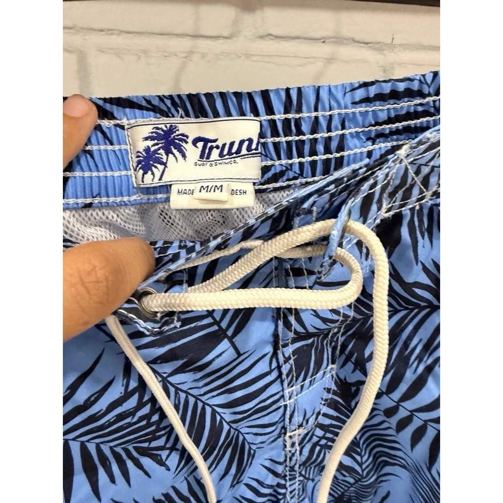 Trunks Surf & Swim Co blue leaf print swimming shorts size Medium